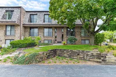 1721 Northfield Square #C, Northfield, IL 60093 - Photo 1