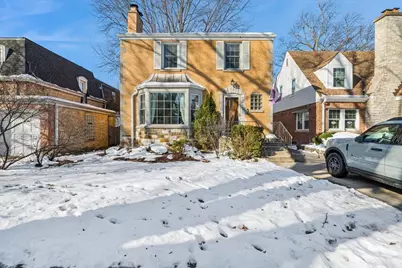 6770 N Keota Avenue, Chicago, IL 60646 - Photo 1