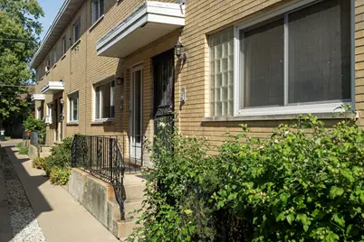 1542 W Fargo Avenue #A, Chicago, IL 60626 - Photo 1