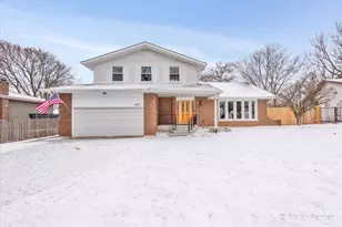 4452 Burgundy Pl, Lisle, IL 60532 - Photo 1