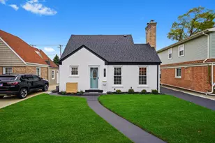 1811 N 72nd Ct, Elmwood Park, IL 60707 - Photo 1