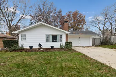 310 Oak Street, North Aurora, IL 60542 - Photo 1