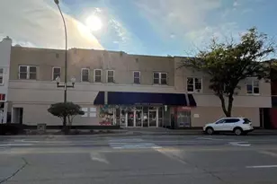 521 S State St, Belvidere, IL 61008 - Photo 1