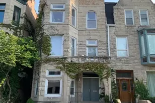 4457 S Oakenwald Ave, Chicago, IL 60653 - Photo 1