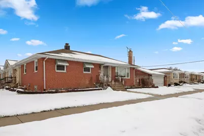 4647 N Newland Avenue, Harwood Heights, IL 60706 - Photo 1