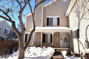 512 Lowell Dr, South Elgin, IL 60177 - Photo 1