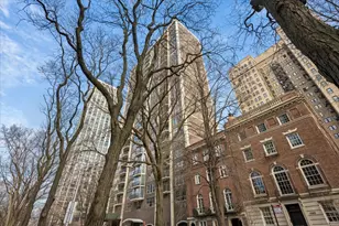 1515 N Astor St, Chicago, IL 60610 - Photo 1