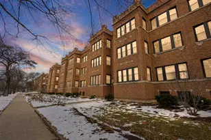 4021 N Southport Ave, Chicago, IL 60613 - Photo 1