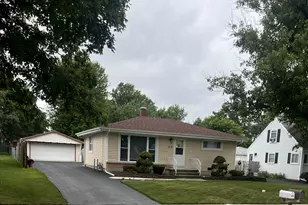 614 N La Londe Ave, Lombard, IL 60148 - Photo 1