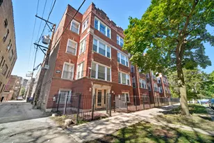 6712 S Ridgeland Ave, Chicago, IL 60649 - Photo 1