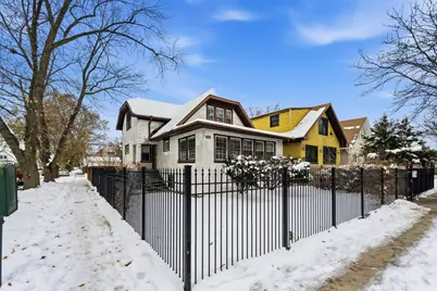 1102 N Laramie Avenue, Chicago, IL 60651 - Photo 1