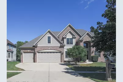 618 Pine Street, Sugar Grove, IL 60554 - Photo 1