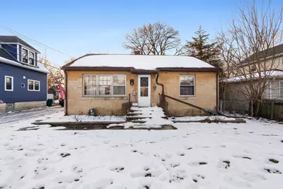 121 N May Street, Joliet, IL 60435 - Photo 1