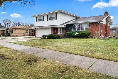 [Address not provided], Des Plaines, IL 60016 - Photo 1