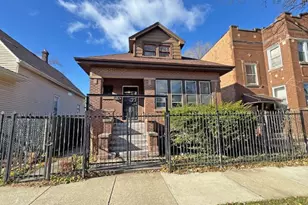 938 N Leamington Ave, Chicago, IL 60651 - Photo 1