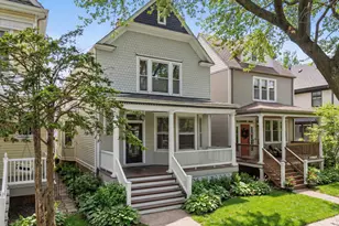 3848 N Seeley Ave, Chicago, IL 60618 - Photo 1