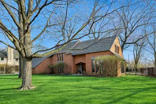 1113 S Rose Ave, Park Ridge, IL 60068 - Photo 1