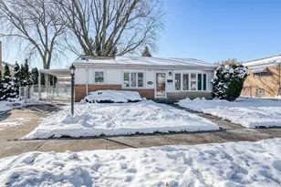4317 W Linecrest Dr, Alsip, IL 60803 - Photo 1