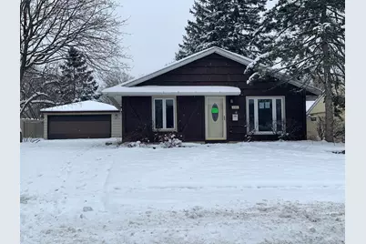 148 W Kennedy Drive, Streamwood, IL 60107 - Photo 1