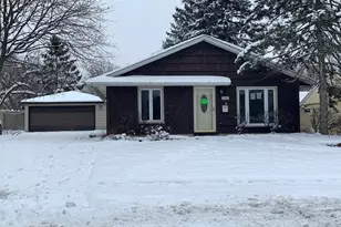 148 W Kennedy Dr, Streamwood, IL 60107 - Photo 1