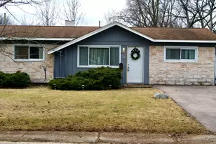 38 Surrey Rd, Montgomery, IL 60538 - Photo 1