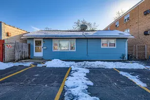 305 1/2 E North Ave, Northlake, IL 60164 - Photo 1