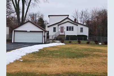 1754 E Lincoln Avenue, Des Plaines, IL 60018 - Photo 1