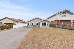 8555 S 79th Ave, Justice, IL 60458 - Photo 1