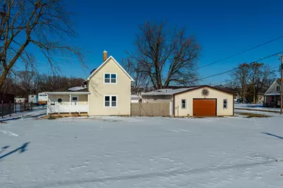 522 E 5th Street, Kewanee, IL 61443 - Photo 1