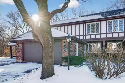 547 Woodmar Lane, Crystal Lake, IL 60014 - Photo 1