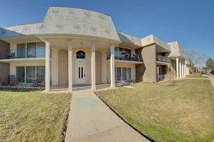 4110 W 99th St, Oak Lawn, IL 60453 - Photo 1