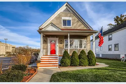 133 N 17th Avenue, Melrose Park, IL 60160 - Photo 1