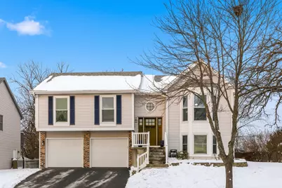 1032 Oak Tree Trail, Lake Villa, IL 60046 - Photo 1