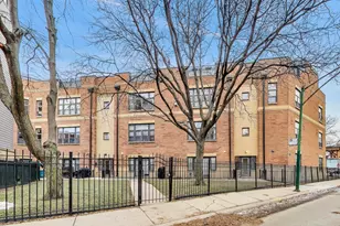 2300 W Bloomingdale Ave, Chicago, IL 60647 - Photo 1