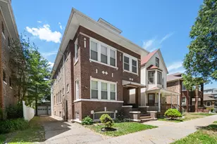 8548 S Exchange Ave, Chicago, IL 60617 - Photo 1