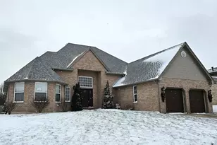 5417 Christopher Dr, Oak Forest, IL 60452 - Photo 1