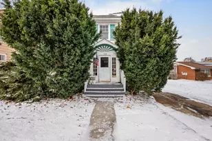 14 N Highland Ave, Aurora, IL 60506 - Photo 1