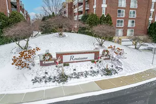 7081 W Touhy Ave, Niles, IL 60714 - Photo 1