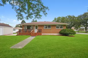 337 E Fullerton Ave, Elmhurst, IL 60126 - Photo 1