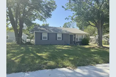 15 Hedge Court, Champaign, IL 61821 - Photo 1