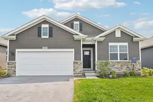 2522 Redwood Trl, Wonder Lake, IL 60097 - Photo 1