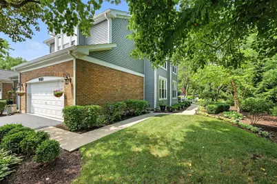 901 Heathrow Lane, Naperville, IL 60540 - Photo 1