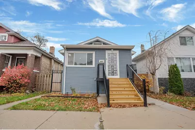 4827 W Crystal Street, Chicago, IL 60651 - Photo 1