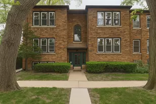 207 W Quincy St, Riverside, IL 60546 - Photo 1