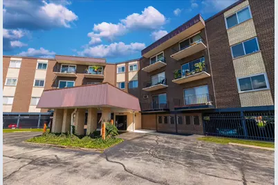 9820 S Pulaski Road #213, Oak Lawn, IL 60453 - Photo 1