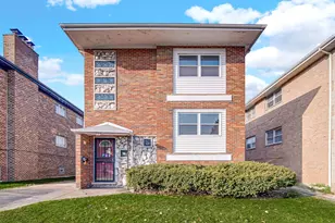 412 Prairie Ave, Calumet City, IL 60409 - Photo 1