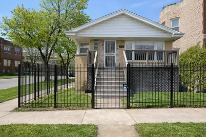 7758 S Burnham Avenue, Chicago, IL 60649 - Photo 1
