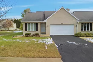 500 Countryside Ln, Dixon, IL 61021 - Photo 1