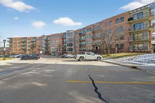 145 S York St, Elmhurst, IL 60126 - Photo 1