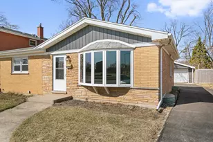 2912 175th St, Hazel Crest, IL 60429 - Photo 1